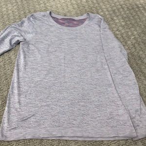 Lululemon long sleeve t-shirt